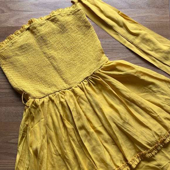 Perfect summer romper. Size large. - Picture 3 of 3